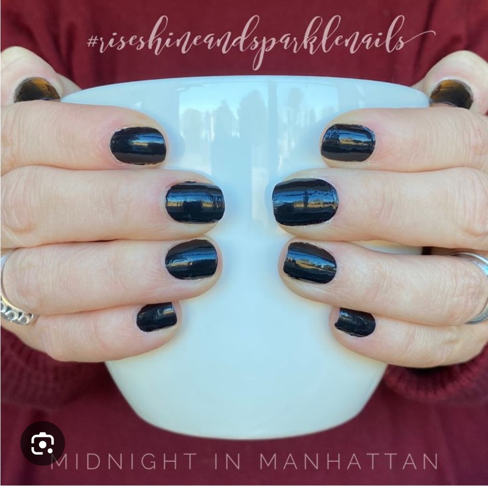 Color Street: Midnight in Manhattan | Black Classic Goth Solid Crème Halloween - Picture 8 of 13